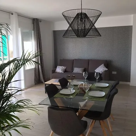 Conmdemalaga San Millan Centro مالقة